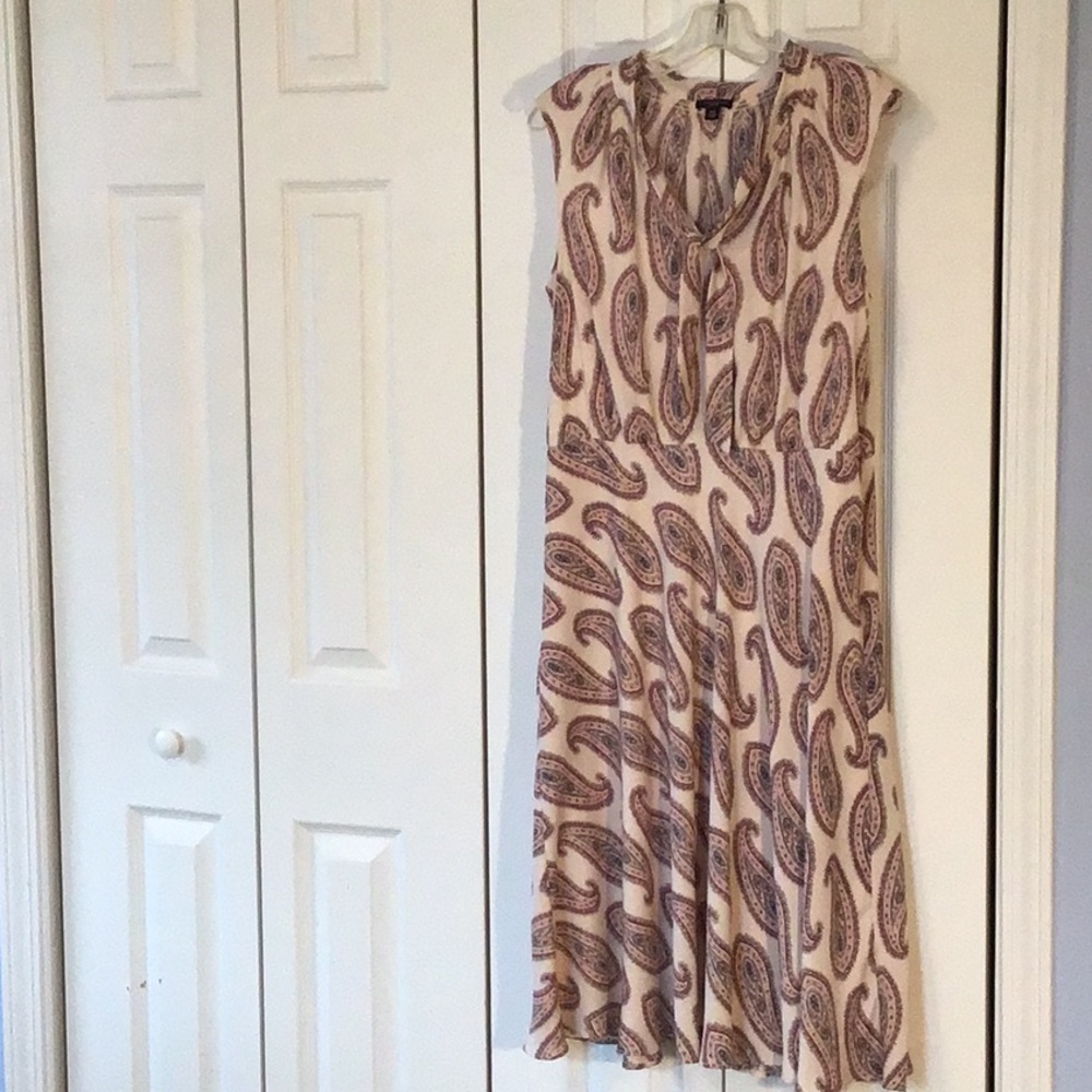 Ann Taylor sleeveless dress